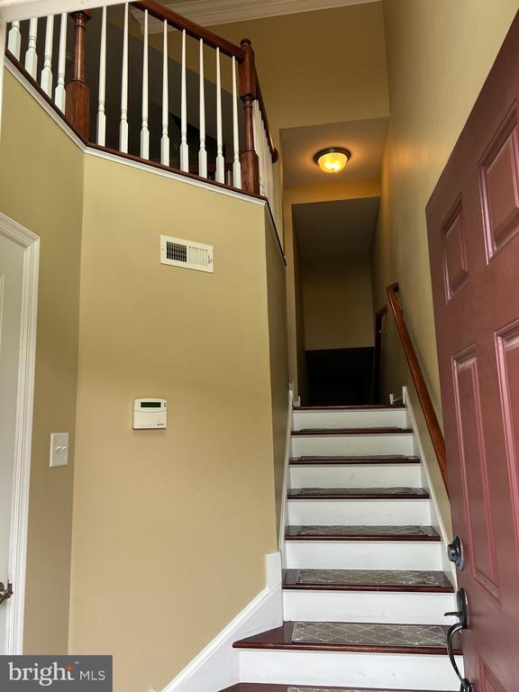 Foto del edificio - 320 Nathan Dr