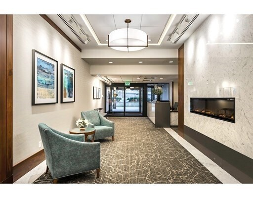Building Photo - 8 Whittier Pl