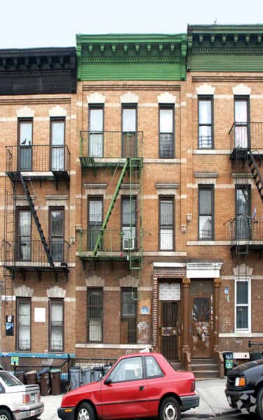 Foto principal - 263 60th St