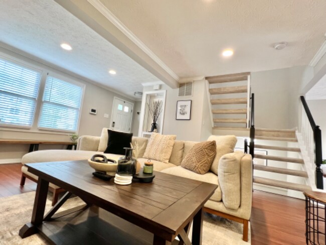 Foto del edificio - 7821 Edmunds Way