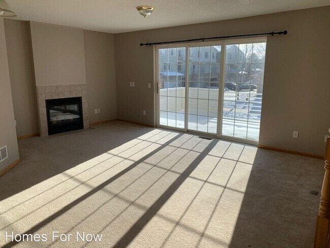 Building Photo - 3 br, 2.5 bath House - 14562 Lockslie Trail