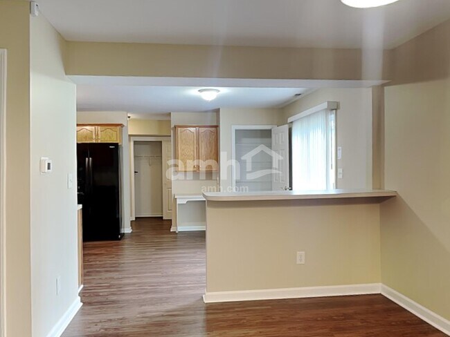 Building Photo - 12523 Doe Ln