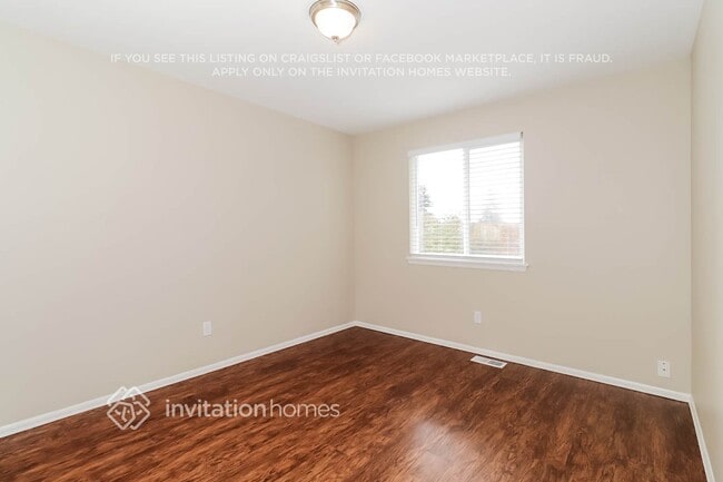 Building Photo - 8930 180th St Ct E