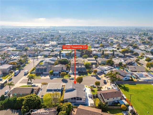 Building Photo - 17322 Yosemite Cir