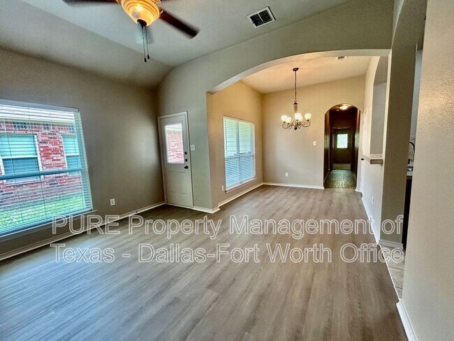 Building Photo - 1421 Piedmont Dr