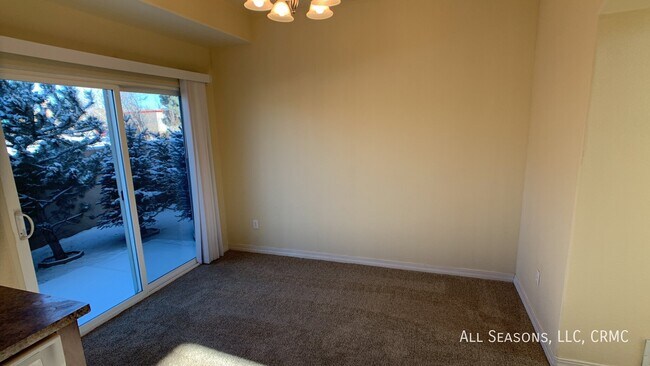 Building Photo - 4140 Park Village Grv-