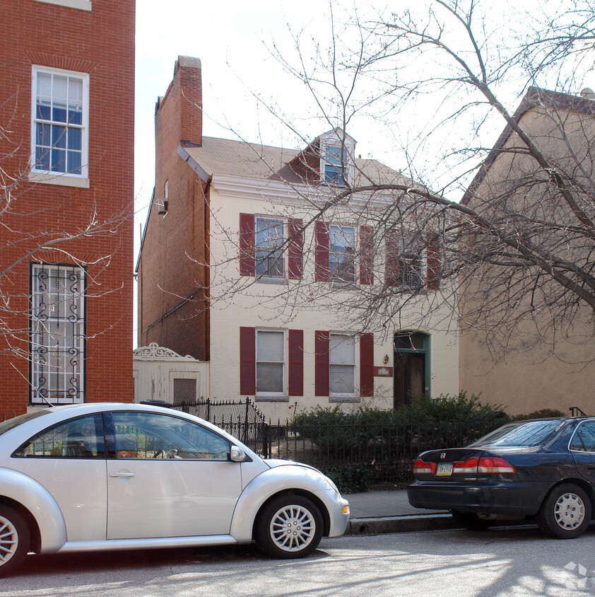 Building Photo - 645 Washington Blvd