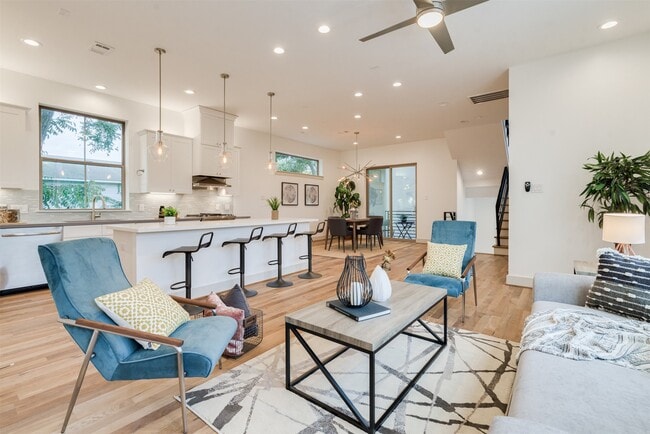 Foto del edificio - 1414 Wichman St