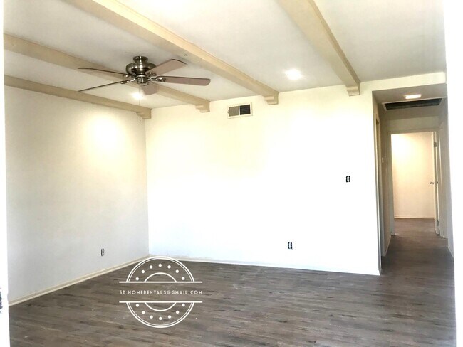 Foto del edificio - 1735 Villa Ave