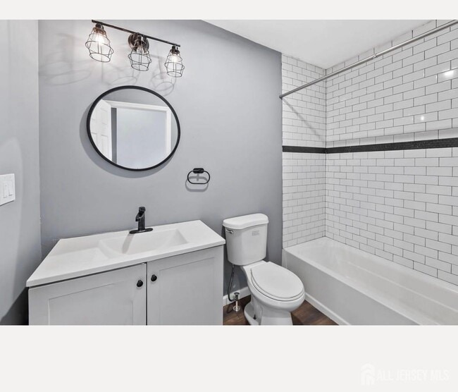 Foto del edificio - 487 S 17th St
