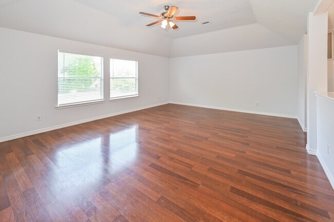 Building Photo - 11125 31st Ave N