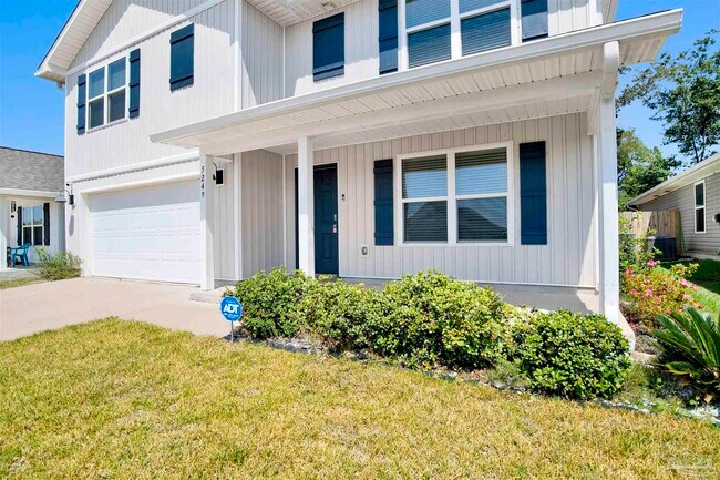 Foto del edificio - 5249 Peach Dr