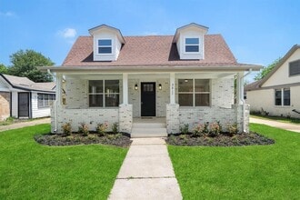 Building Photo - 2811 Barbee St