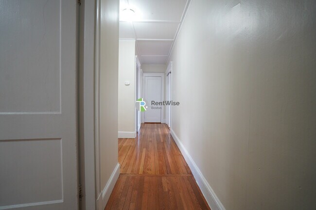 Building Photo - 1175 Boylston St