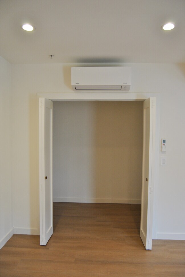 Foto del edificio - 159 N Willaman Dr