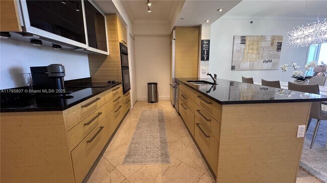 Foto del edificio - 1830 S Ocean Dr