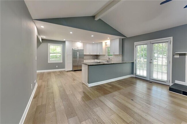 Foto del edificio - 3832 Meadow Ln
