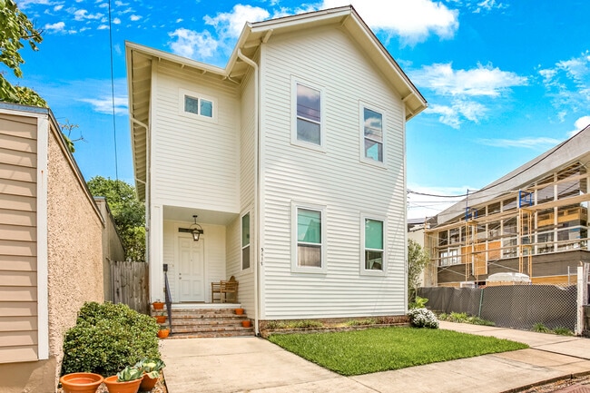 Foto del edificio - 5415 Danneel St