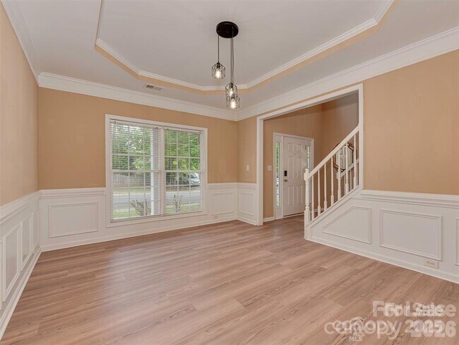 Building Photo - 5607 Fulton Ridge Dr