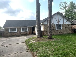 Building Photo - 731 Seafoam Rd