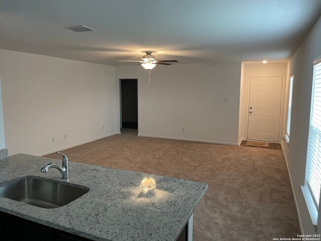 Foto del edificio - 10930 Chatham Ct