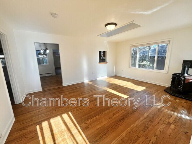 Building Photo - 1252 NW Milwaukee Ave