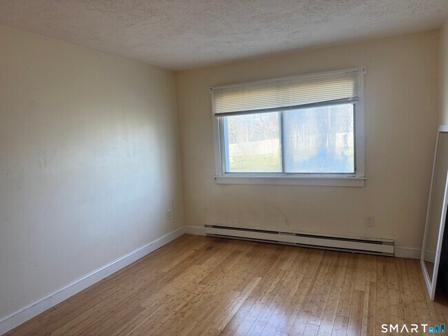 Foto del edificio - 250 N Bishop Ave