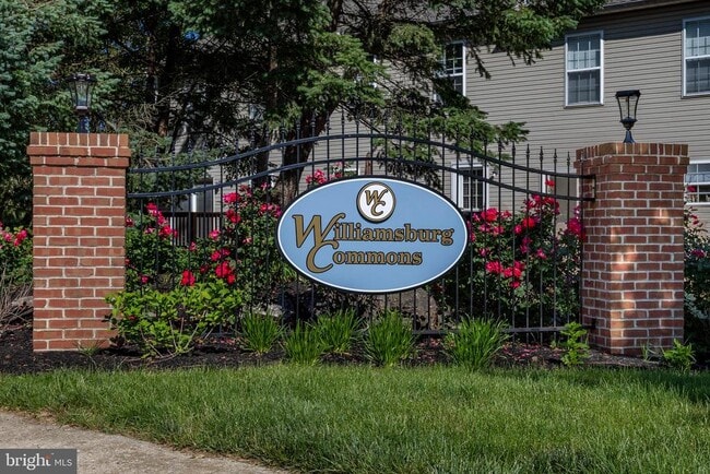 Building Photo - 605 Wentworth Dr