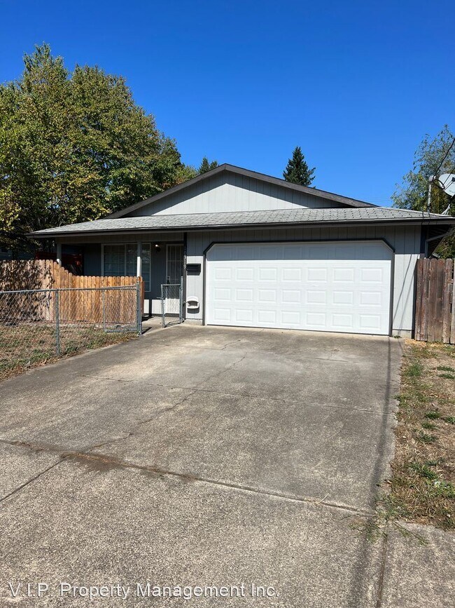 Building Photo - 3 br, 2 bath House - 10319 SE Ellis St