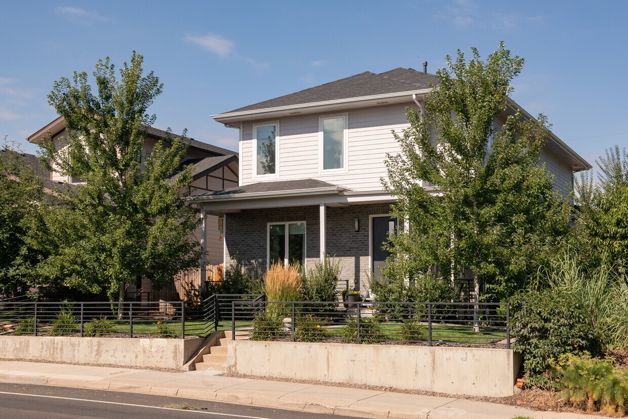 Foto principal - 3263 S Logan St