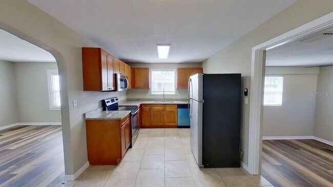 Foto del edificio - 4331 Fairfield Ave S