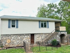 154 Mulberry St