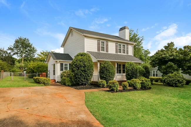 Building Photo - 406 Weaver Ln