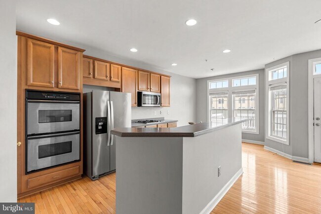 Foto del edificio - 3846 Sugarloaf Pkwy