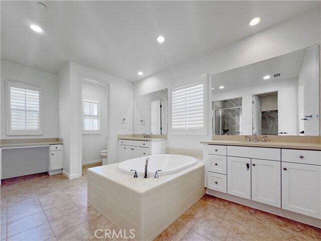Foto del edificio - 19402 Snowdon Ln