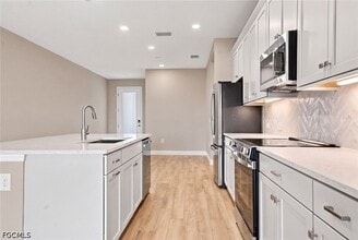 Building Photo - 5137 Draco Cir
