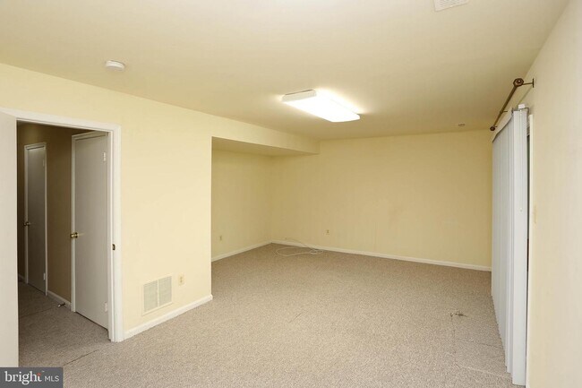 Building Photo - 4730 Hallowed Stream