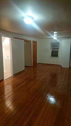 Building Photo - 204 STREET