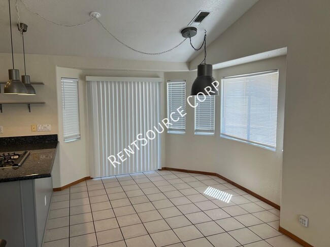 Building Photo - 3 Bedroom Home For Rent in Yermo Calico La...