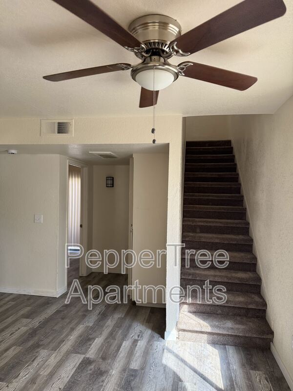 Foto del edificio - 720 E Elm Ave