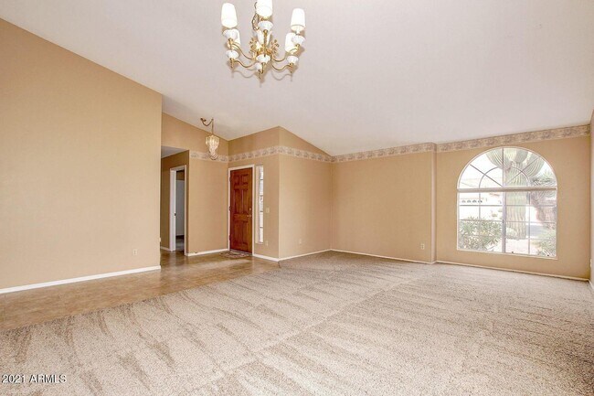 Foto del edificio - 10613 E Halley Dr