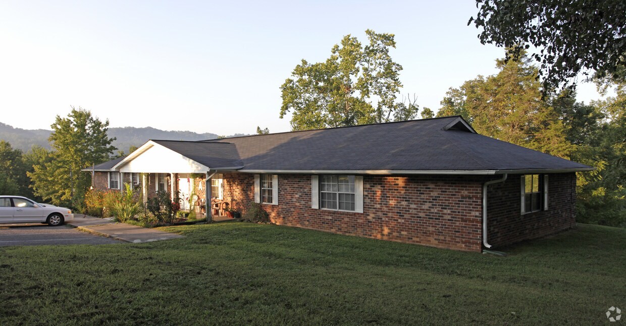 Primary Photo - Cedars Apartments