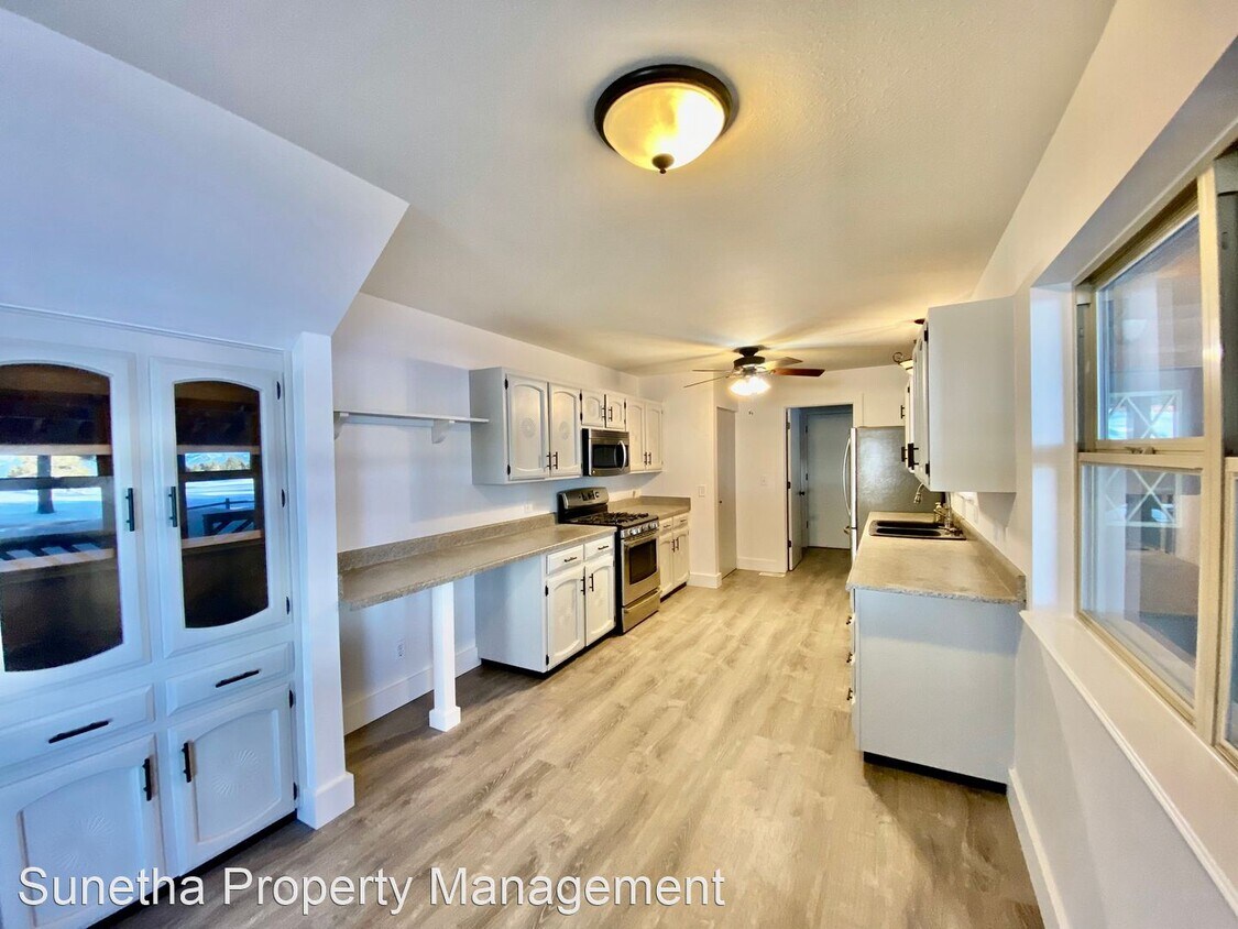 Foto principal - 3 br, 2.5 bath House - 187 W. Golf Place