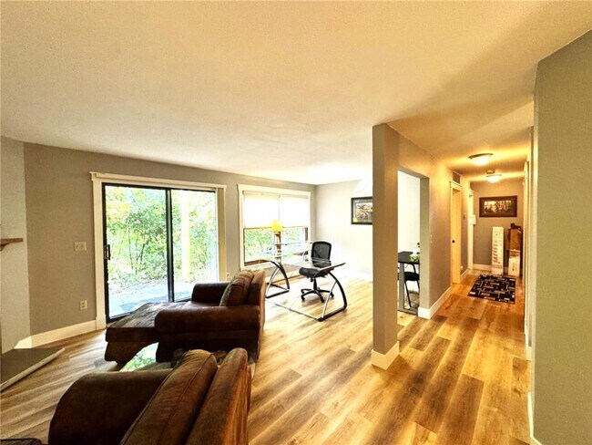 Foto del edificio - 15565 26th Ave N