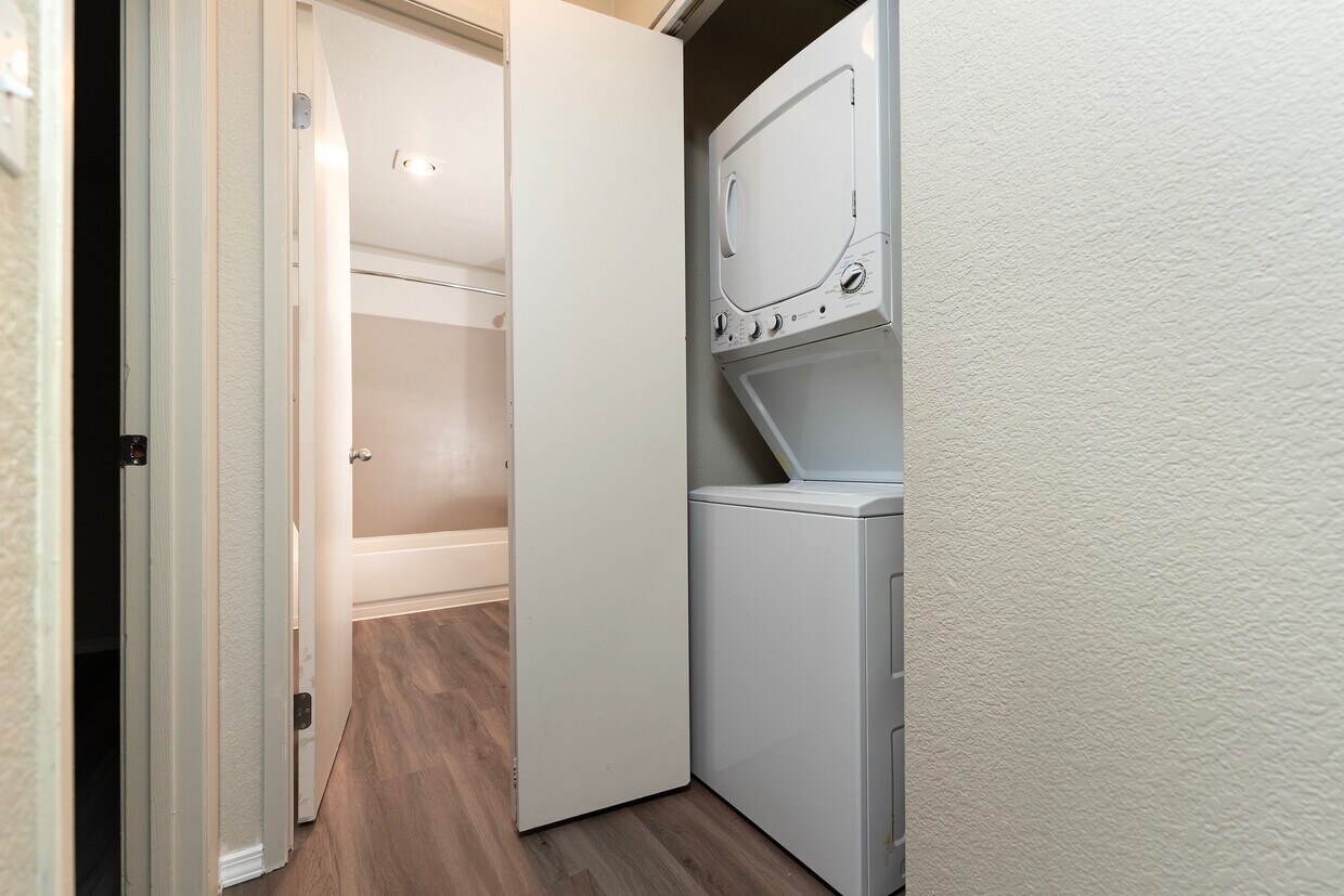 Foto principal - Windemere Apartments