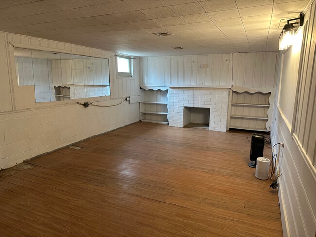 Foto del edificio - 83 S Lynhurst Dr