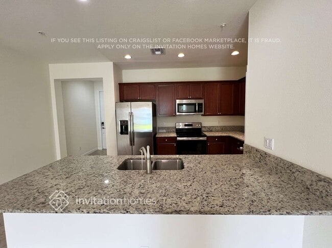 Building Photo - 9731 SW Purple Martin Way