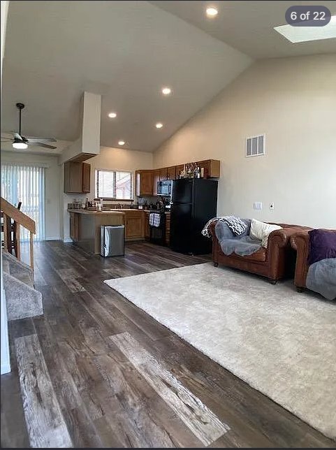 Foto del edificio - 8773 Bellcove Cir