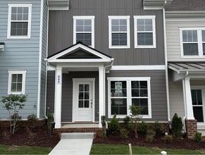 Building Photo - 866 Westcott Ln