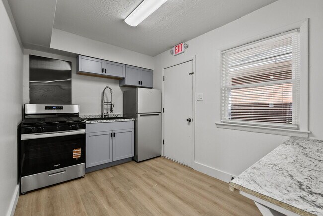 Foto del edificio - 520 Booker St